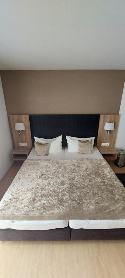 Appartements Am Schillergarten Dresden Exteriör bild